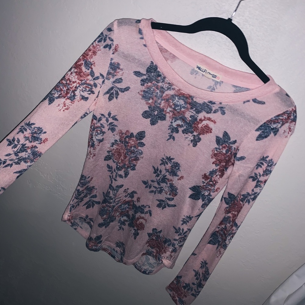 Pink floral long sleeve top💖